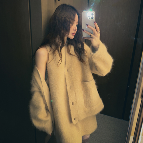 Richard angora cardigan
