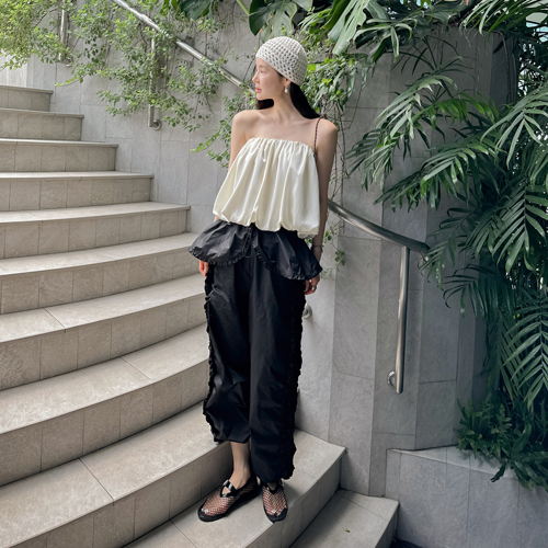 Navi layered frill pants