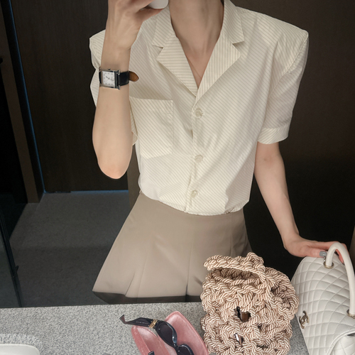 Enter pad shirt
