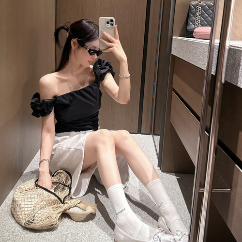 Dear smoke puff blouse