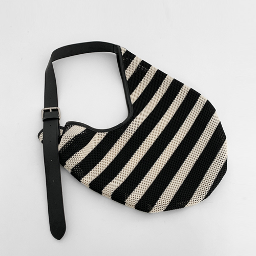 Pin mesh stripe bag