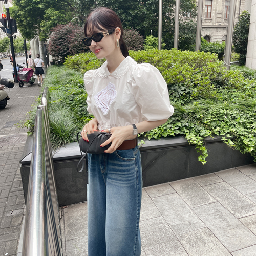 Tiffany volume crop blouse