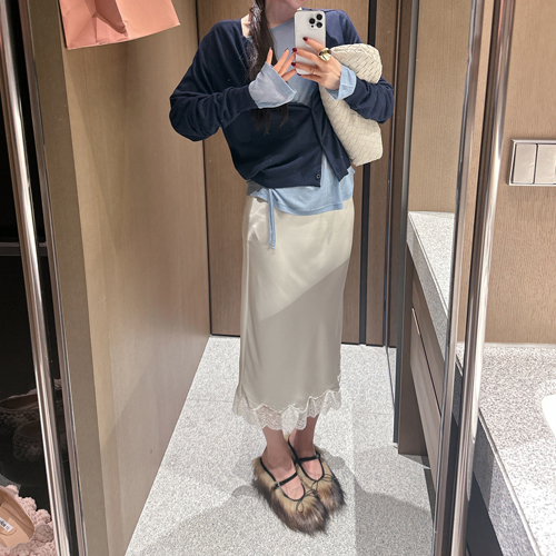 Romeo satin skirt