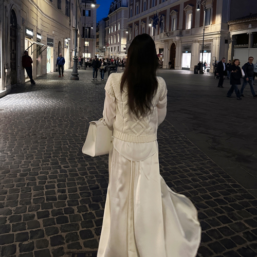 Stunning glossy skirt