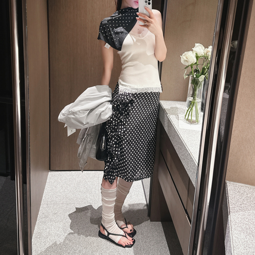 Juicy dot frill midi skirt