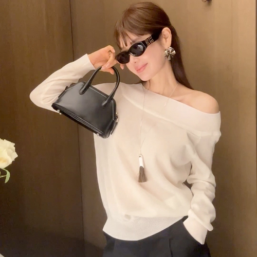 Raye string off neck tee