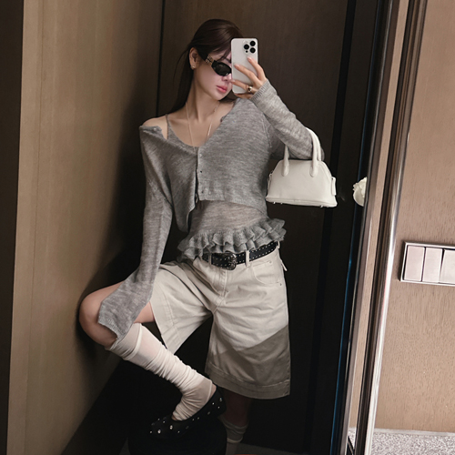 Soft frill sleeveless set cardigan