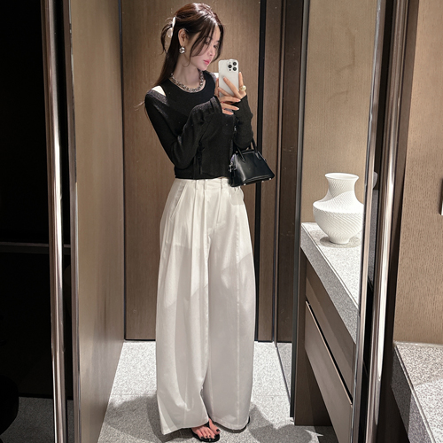 Muten pin-tuck wide pants