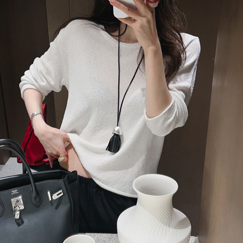 Standard acrylic round tee