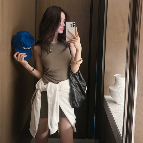 Mattil golgi sleeveless