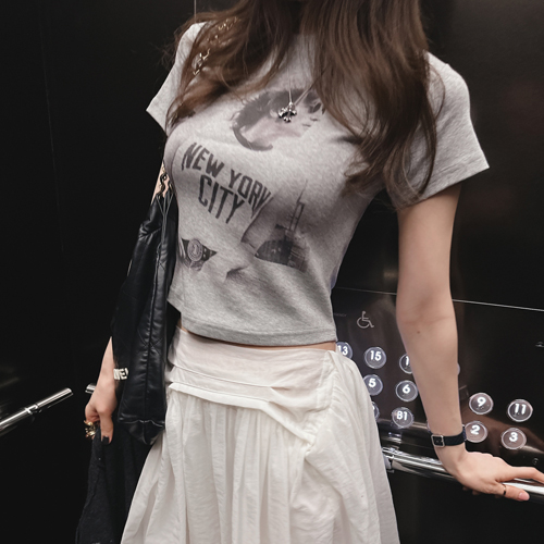 New york slim crop tee