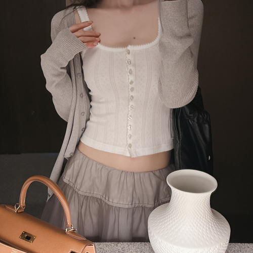 Moose button sleeveless