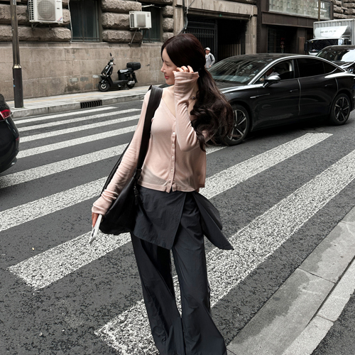 Base tencel V-neck cardigan