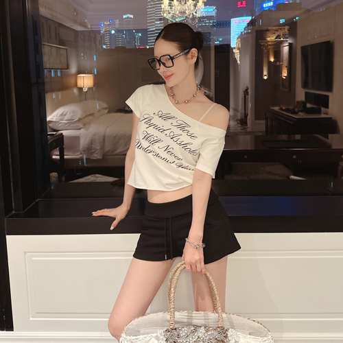 Nove natural crop tee
