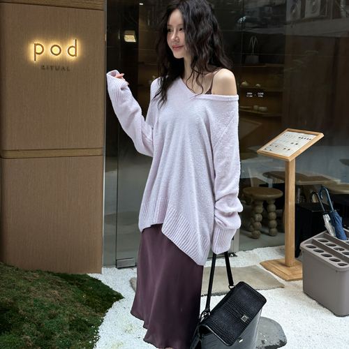 Bird wool loose V-neck knit