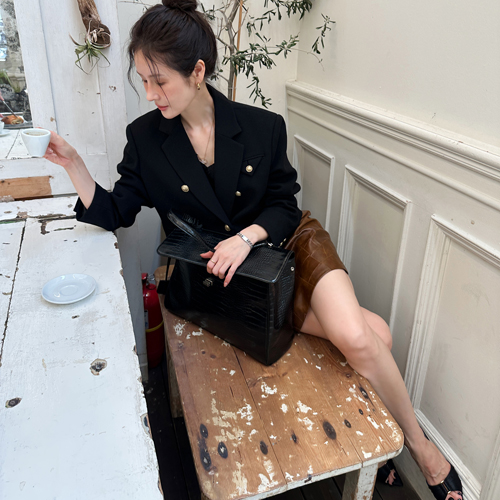 Lamp wool button jacket